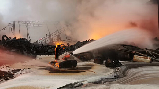 某生化公司灭火救援