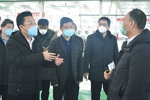 泉山区区委副书记、区长李勇到鑫科机器人调研复工复产和疫情防控工作