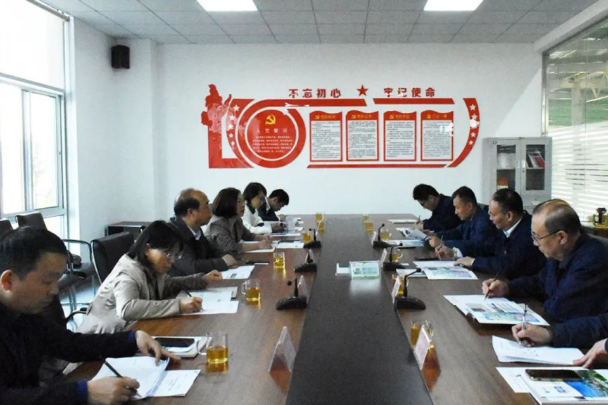 南陵县政协主席俞才贞一行莅临鑫科机器人参观考察