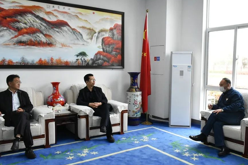 市机关工委副书记汪国强一行到鑫科机器人考察惠企政策落实和企业复工复产情况
